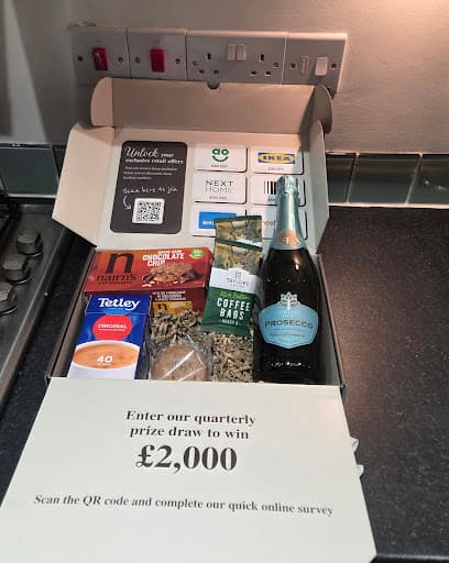 React Property Lettings & Management — Customer photo